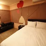 Cara Motel
